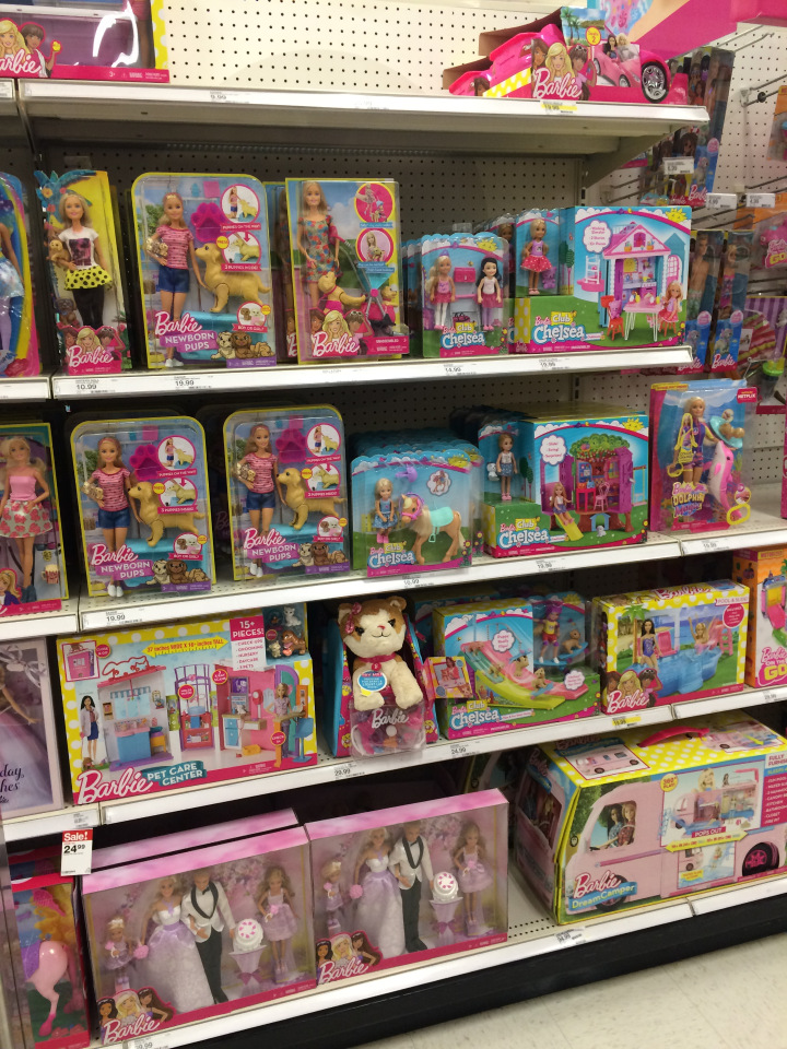 А не пройтись ли нам по магазинам? универмаг Target, детский отдел