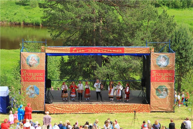 "Троицкие гуляния" в Василёво, 2018 год, продолжение. Архитектурно-этнографический музей под открытым небом. Василёво