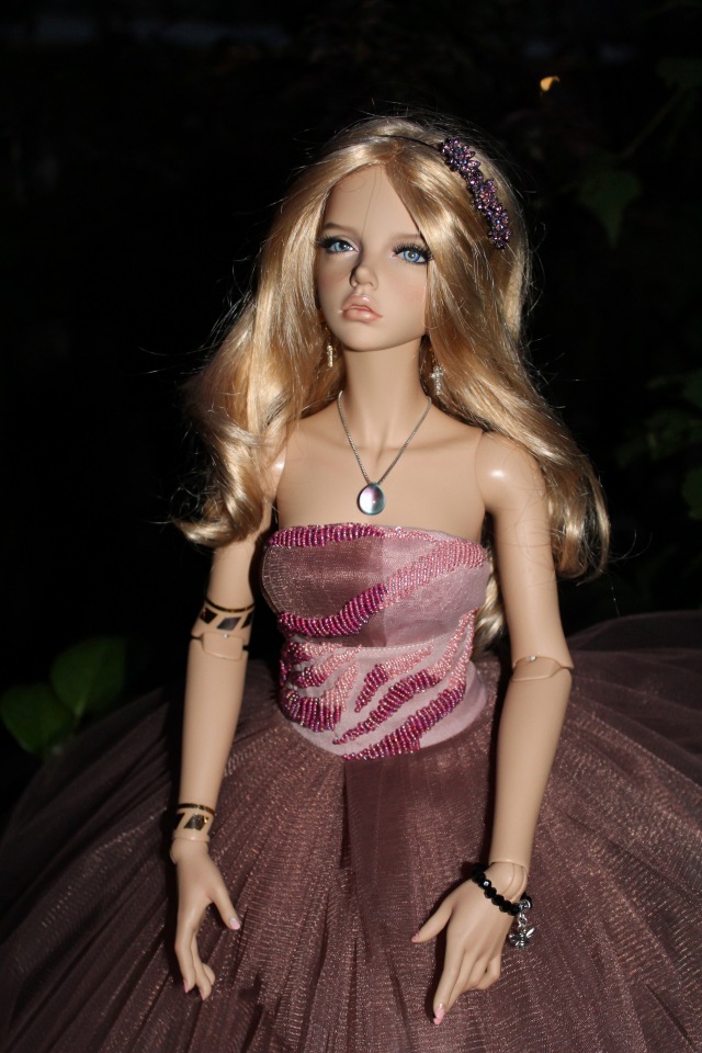 Мисс Бэйбики 2019. Бианка и волшебный цветок. Вечерняя прогулка по саду