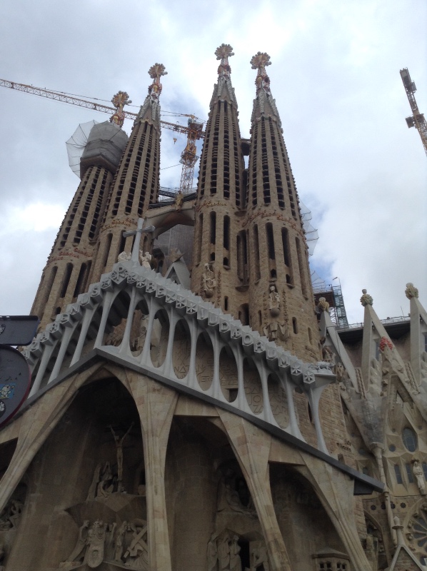 Путешествие Минуш в Испанию. Каталония. ч.2. Донна Барселона. Храм искупления грехов