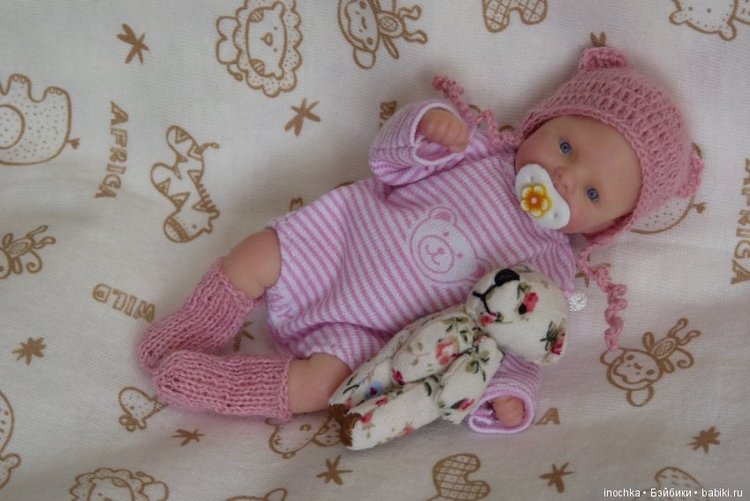 Авторские куколки Лизочка и Микаэлла представляют небольшой обзор кукол своего автора Ирины Савостиной