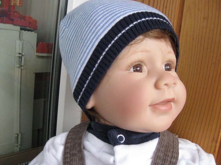 Было нас двое близнецов когда-то