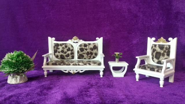 Мебель для ваших малышек ростом до 16 см