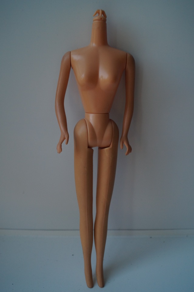 Вторая июльская выписка. Лечение глазок: отсутствие радужки, косоглазие. На лечении была ГДРочка. Голова+тело= красивая