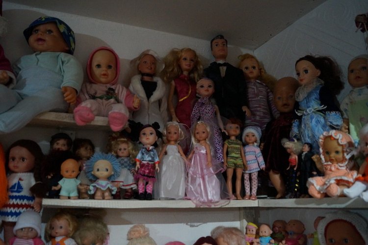 Первая выписка ноября. Починка шейного крепления у Братц, утерянная кисть восстановлена, как привести в порядок фабричную