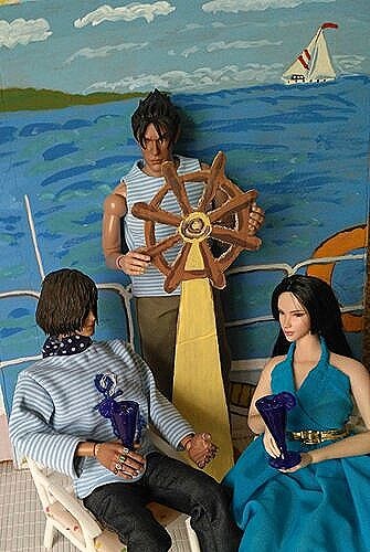 У пилона — Игровые куклы разных производителей (Разное): редкие бренды