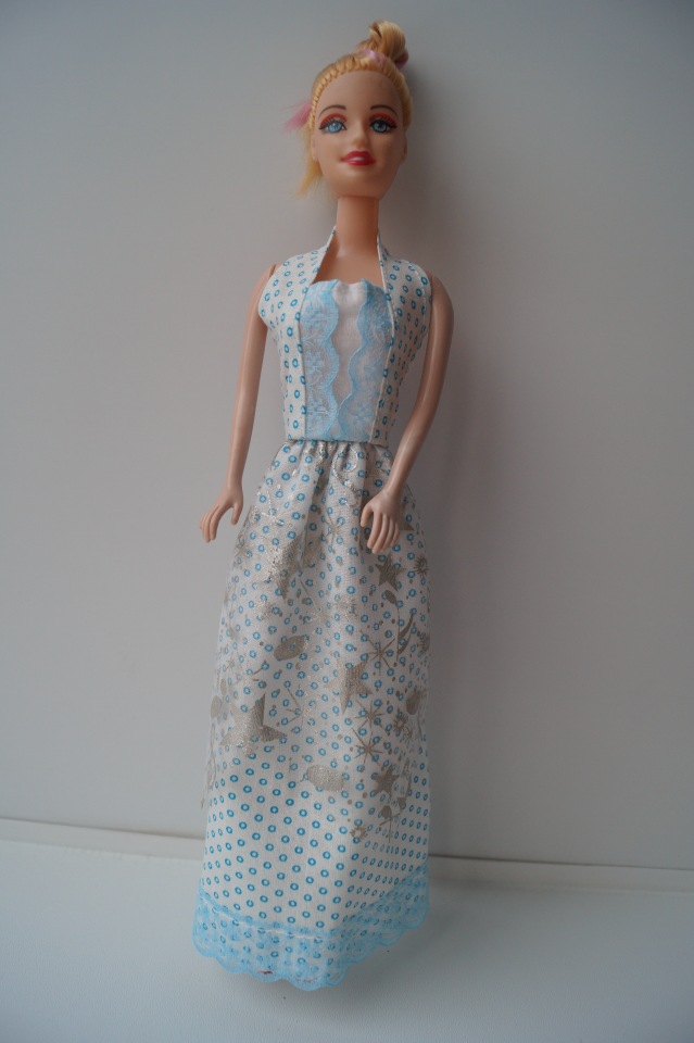 Вторая выписка декабря. Главная героиня нового года поправила своё здоровье. Лечим покусанные руки Барби, удаляем жир с