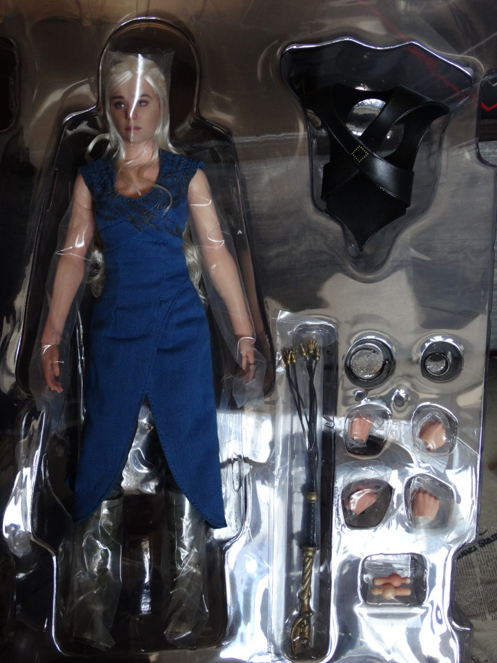 Кхалиси приехала! Экшен-кукла Daenerys от ThreeZero (фото 8)