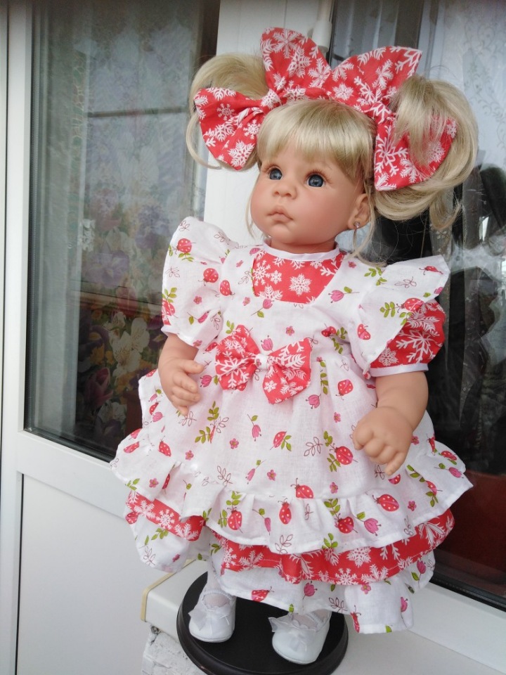 Алиночка в новом платье — Куклы Lee Middleton (Ли Миддлтон): Reva Schick (фото 2)