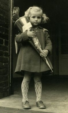 Что такое Schultüte? И с чем его едят