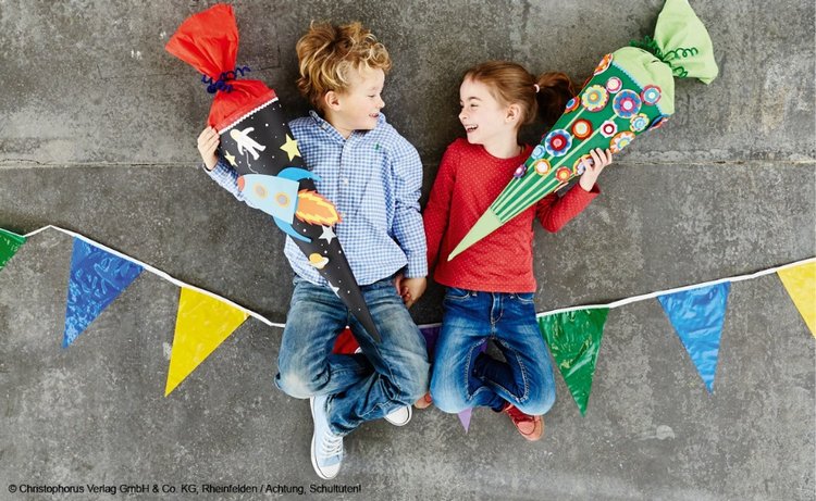 Что такое Schultüte? И с чем его едят