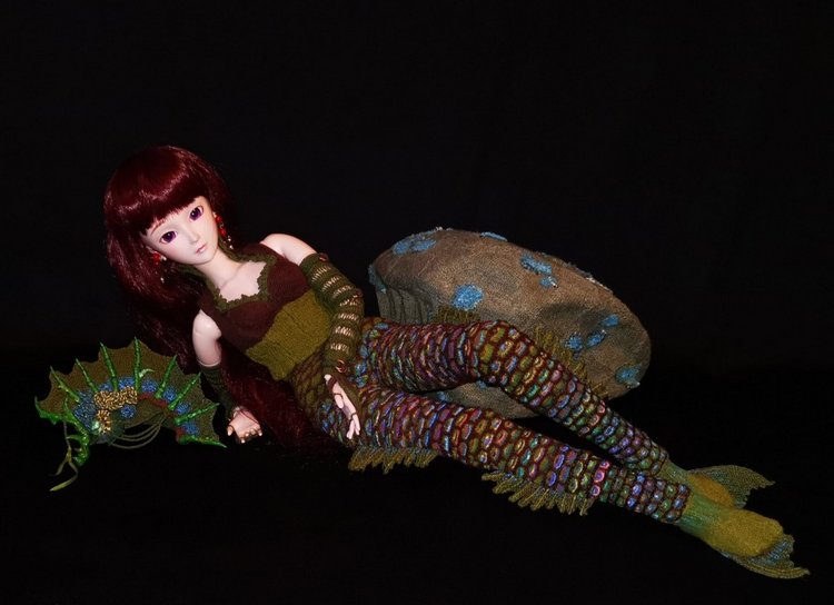 Всё в этом мире связано - даже камни... Русалочка