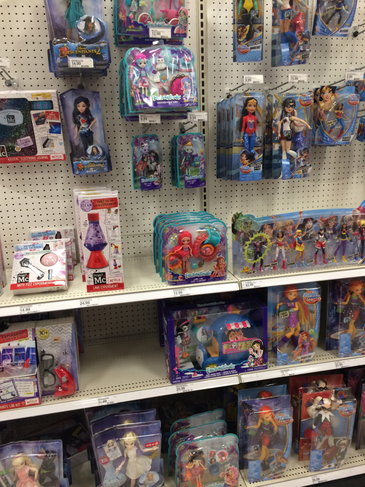 А не пройтись ли нам по магазинам? универмаг Target, детский отдел