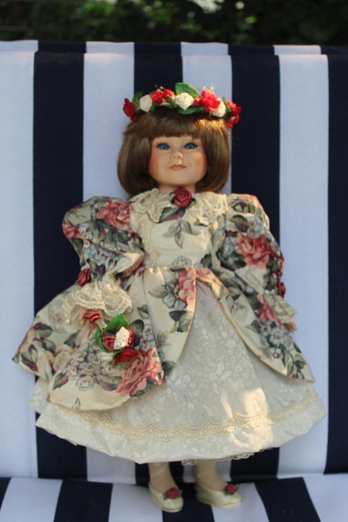 Большая коллекция Винтажных реплик с антикварных кукол