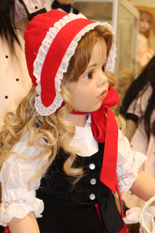 Летняя встреча в магазине и выбор кукол. Часть вторая - Красная шапочка. ОПРОСНИК