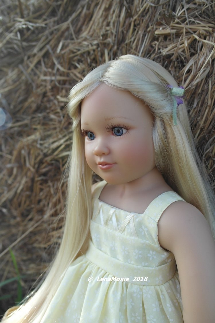 Зорянино лето. Прогулка в полях