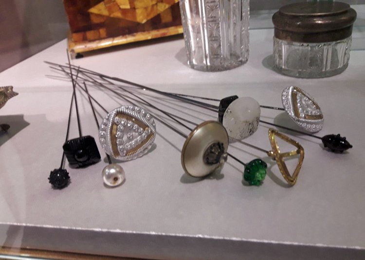 Выставка "Узоры свадьбы кружевной". Зал 1