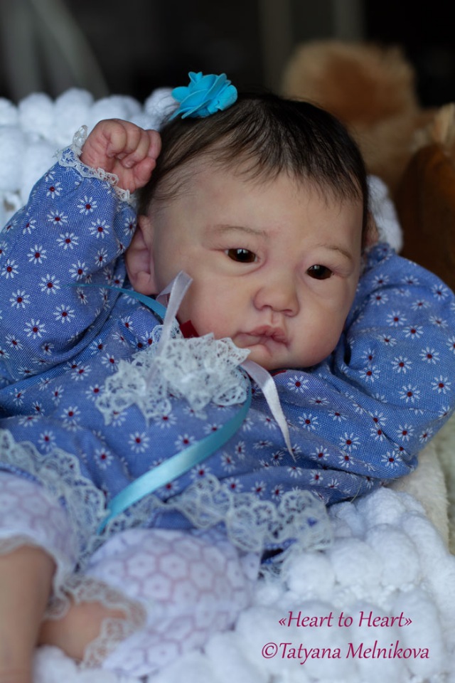 Вот такая азиатская бэбичка Ellory