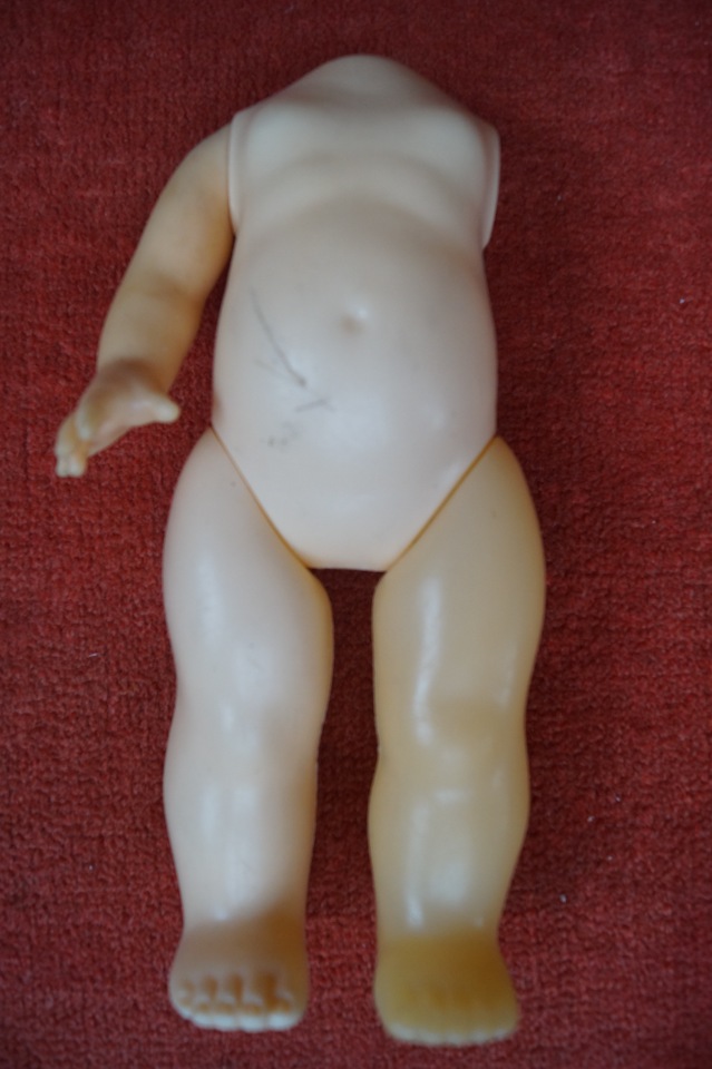 Третья выписка сентября. Перелом колена, сломано крепление руки в плече, сгрызена кисть или полное её отсутствие - это все