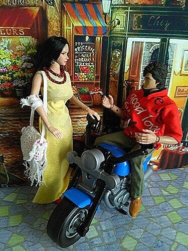 У пилона — Игровые куклы разных производителей (Разное): редкие бренды