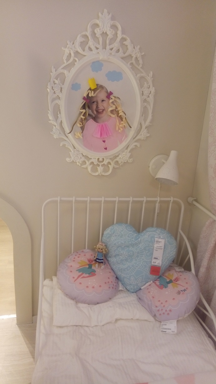 Предновогодний поход в ИКЕА с Adora Belle Calendar Girls или История Золушки