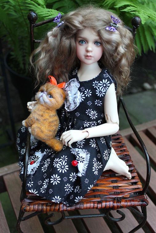 Поиск образа для Розочки. Знакомство с садом