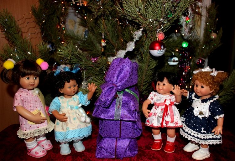 Спасибо вам, Снегурочки нашего Деда Мороза