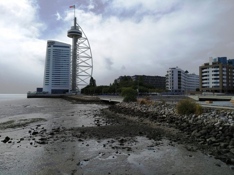 Тайна моего имени. Часть десятая. Португалия, Лиссабон. От Лесли просто нет житья