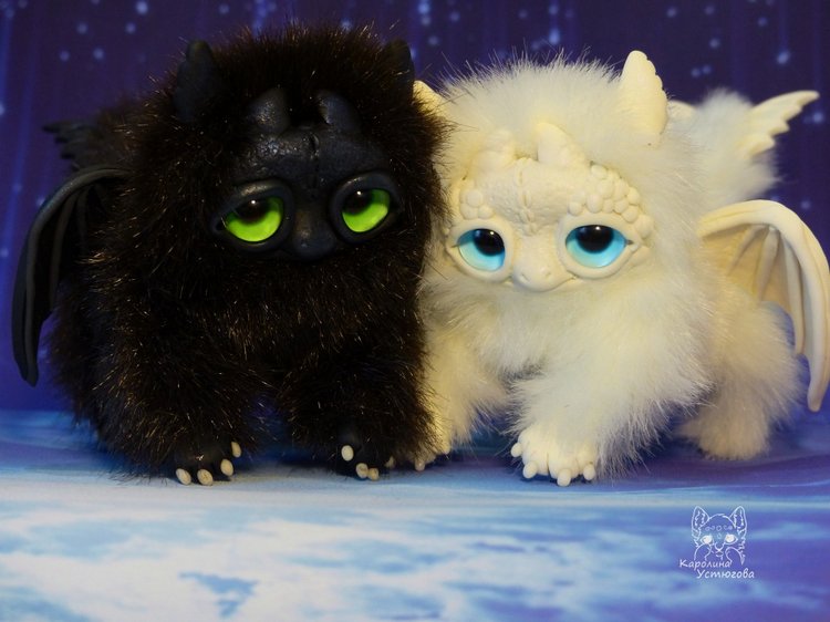 Драконы Дневная и Ночная Фурии