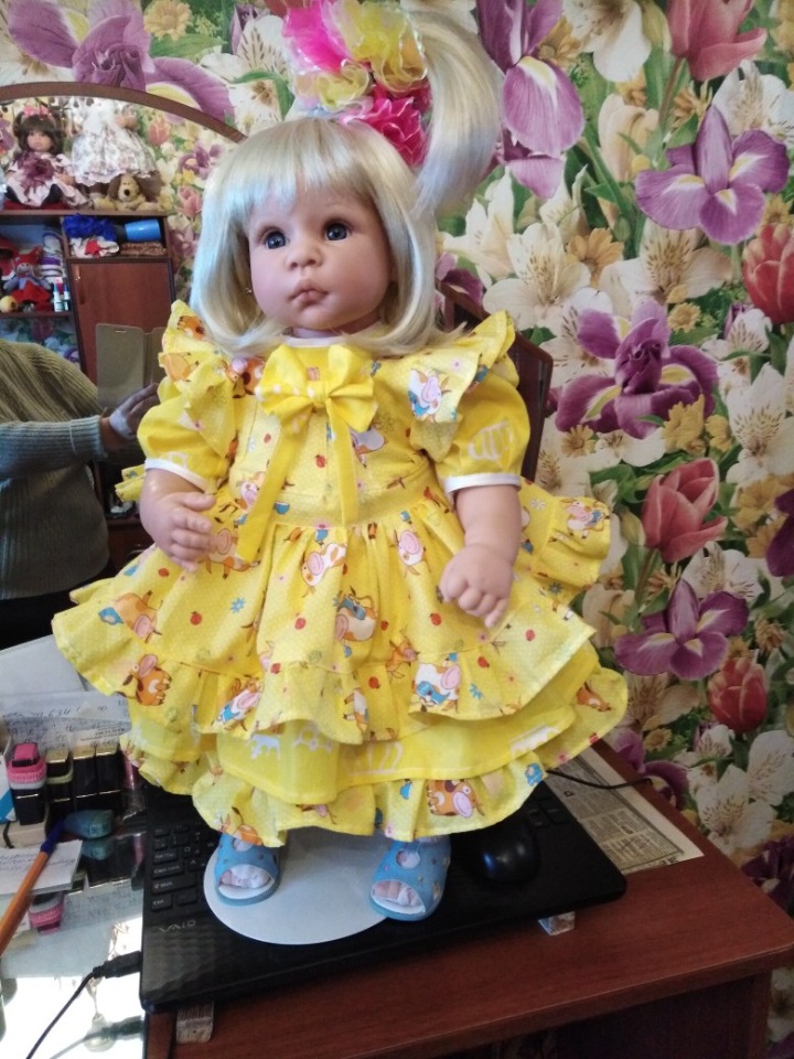 Теперь Яночка в новом платье (фото 2)