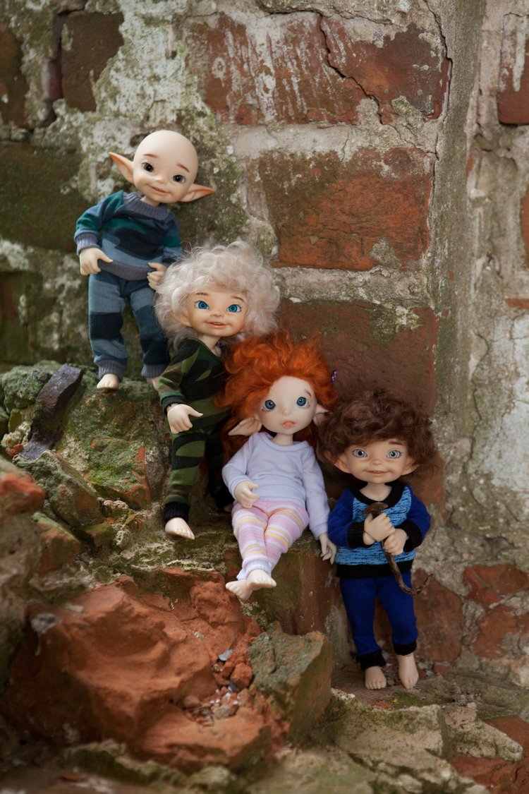 Первая поездка Мари с братьями эльфами (2 часть)