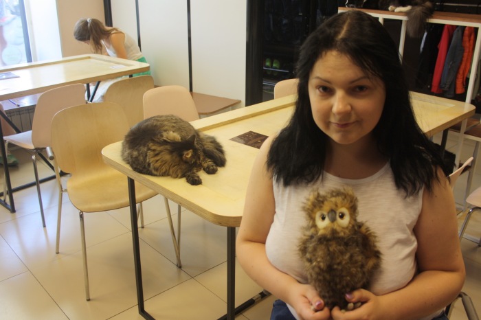 Петербург. Прогулка по крышам. Котокафе. Старые слайды