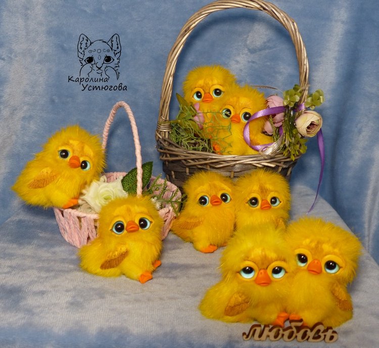 Корзинами утят несут...Несут на радость и веселье весны