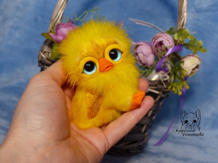 Корзинами утят несут...Несут на радость и веселье весны