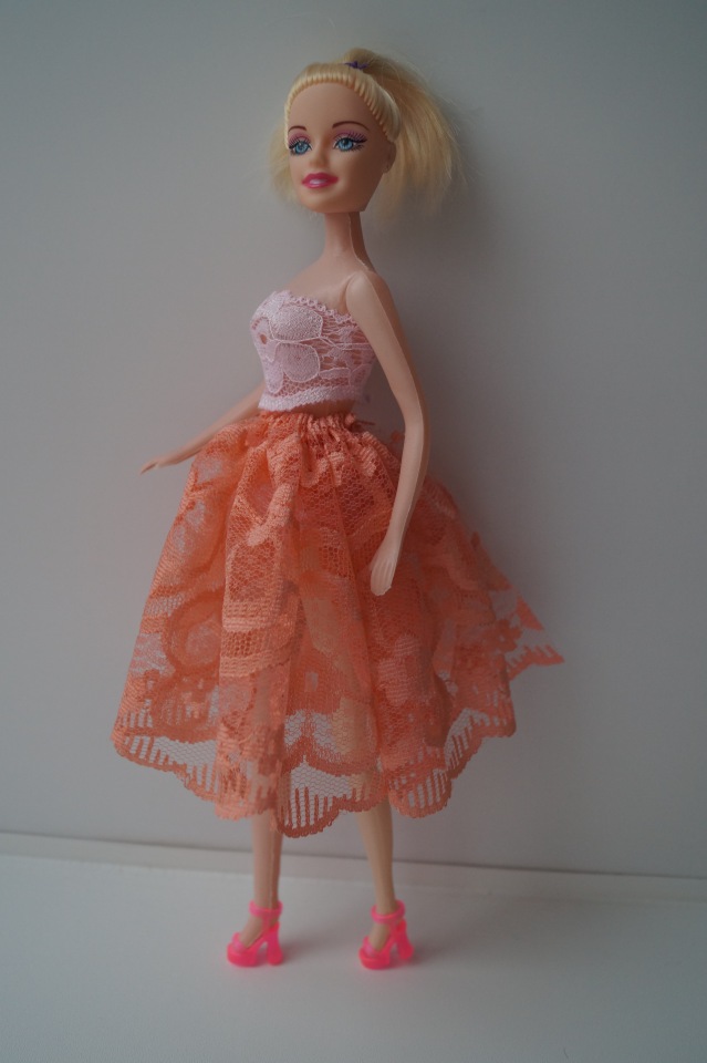 Третья выписка декабря. Ещё одна ёлочка здорова! Как починить шейное крепление кукломужчины (мои ошибки и способы их