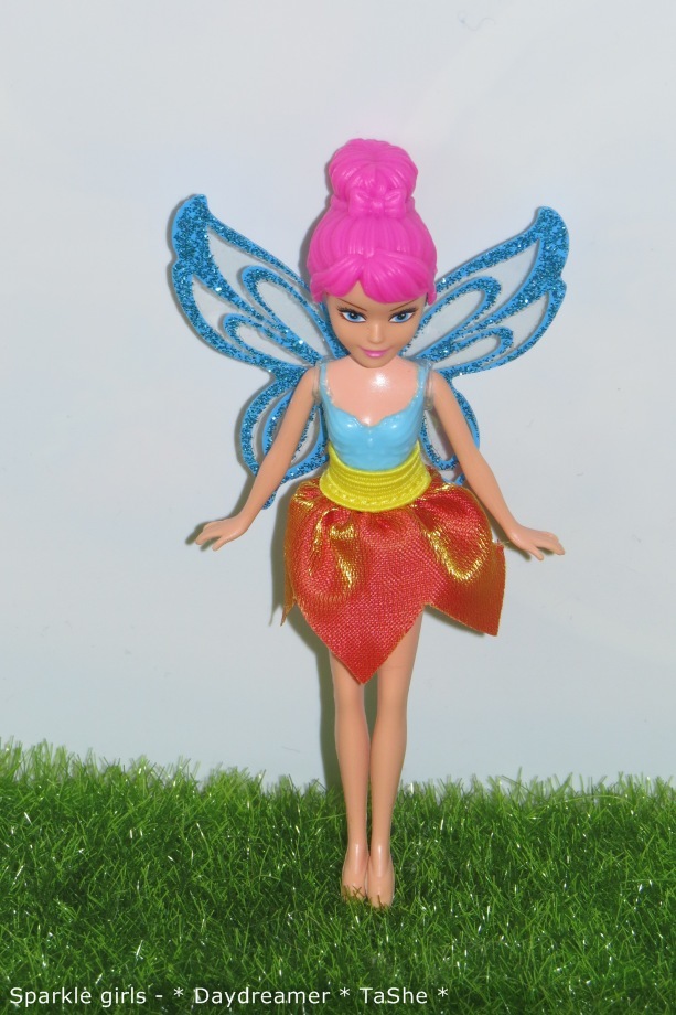 Сверкающее очарование маленьких фей