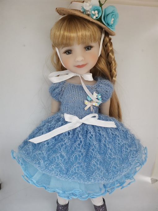 Один наряд и несколько разных кукол. Подбор лучшей модели