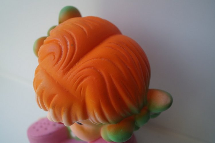 Вторая выписка октября. Машенька здорова. Кукла из лужи стала милашкой. Коровка замычала. Как поставить Лолочку на ножки,