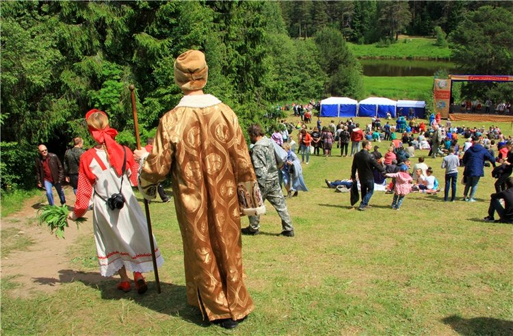 "Троицкие гуляния" в Василёво, 2018 год, продолжение. Архитектурно-этнографический музей под открытым небом. Василёво