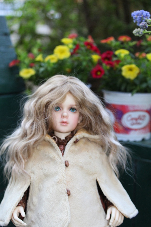 Новый наряд Розочки и прогулка в саду