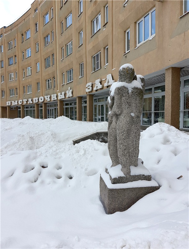 Выставка "Стекляндия" Елены Буровой в Твери