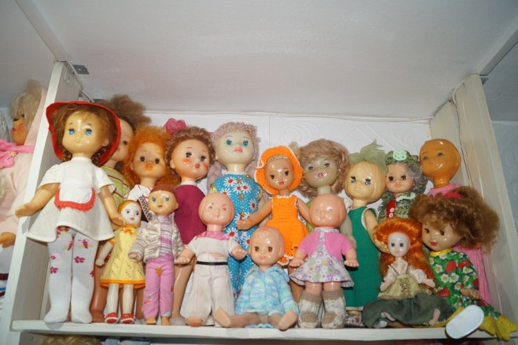 Третья майская выписка. Как вынуть моргучие глазки из головы советских кукол