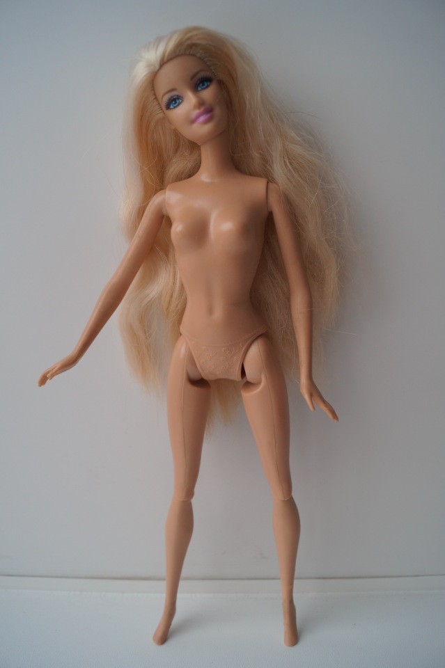 Третья выписка января. Санаторно-курортная. Куклы отдыхают, причесываются, наряжаются. Игрушки СССР обрели зрение. Как