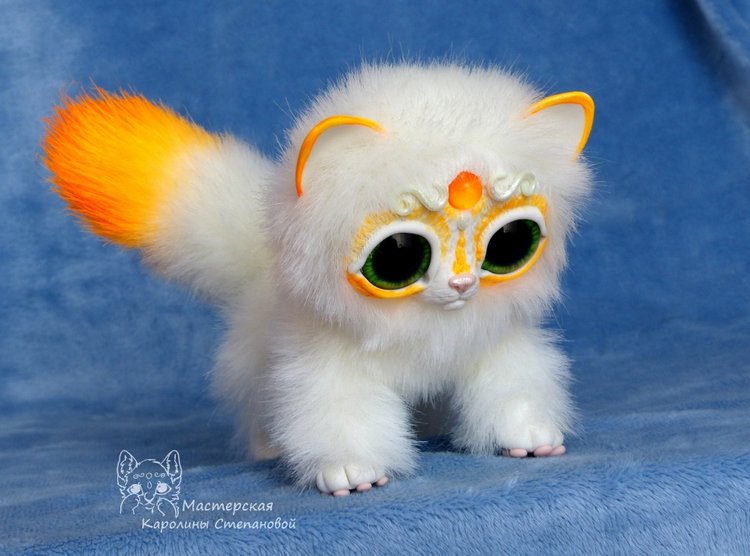 Котик Мирис играет с утенком и совятами (фото 5)