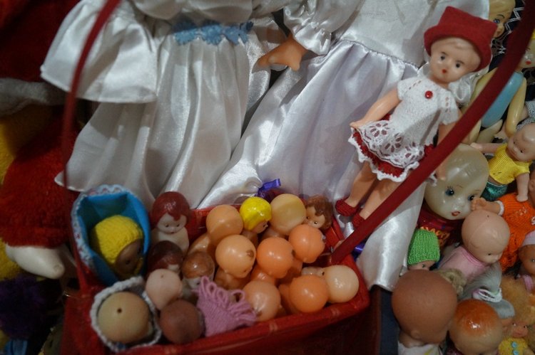 Третья июльская выписка. Вылечила восемь кукол СССР! И всем сшила наряды - за неделю