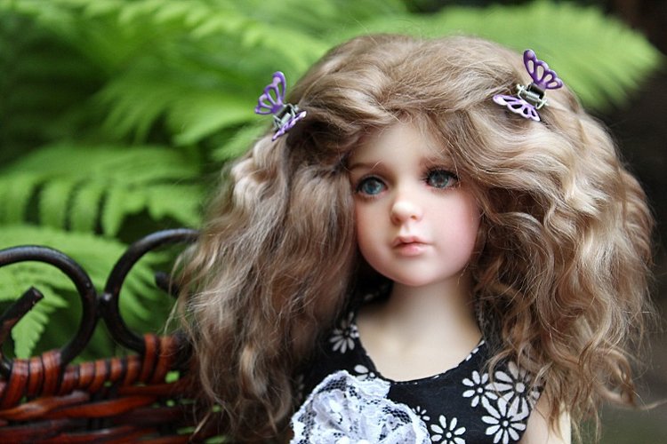 Поиск образа для Розочки. Знакомство с садом