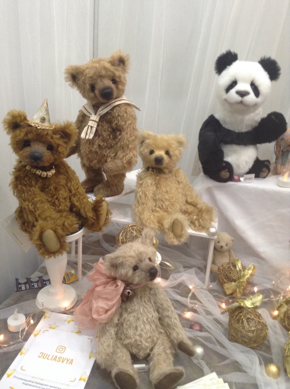 Здравствуй, Мишка! Hello Teddy 2018 на Тишинке или Как я за медведем ходила