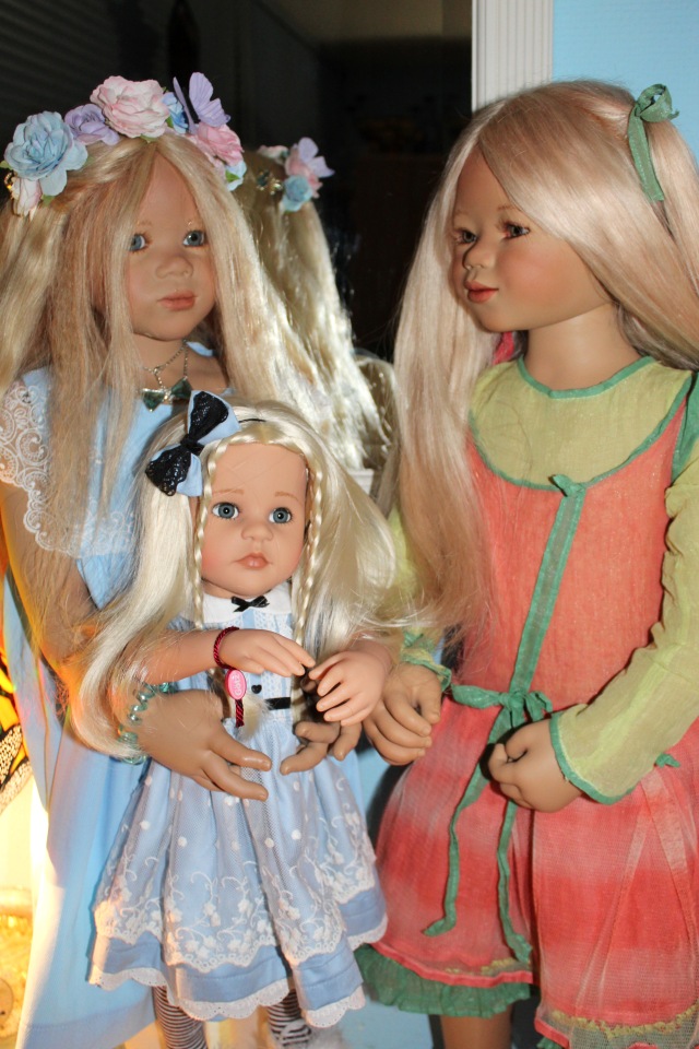 Две блистательные блондиночки, Нандини и Сарай (фото 6)