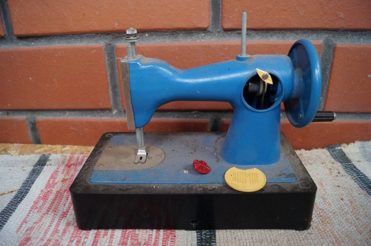 В субботу должна быть выписка кукол из лечебницы, а у меня наоборот - пополнение