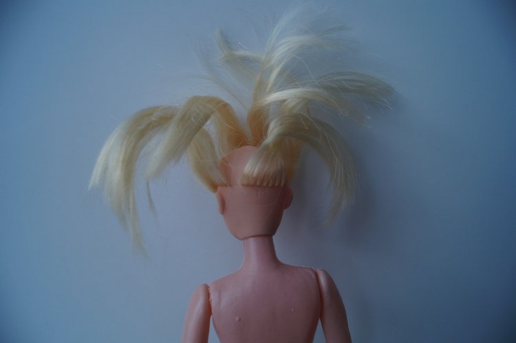 Третья выписка декабря. Ещё одна ёлочка здорова! Как починить шейное крепление кукломужчины (мои ошибки и способы их